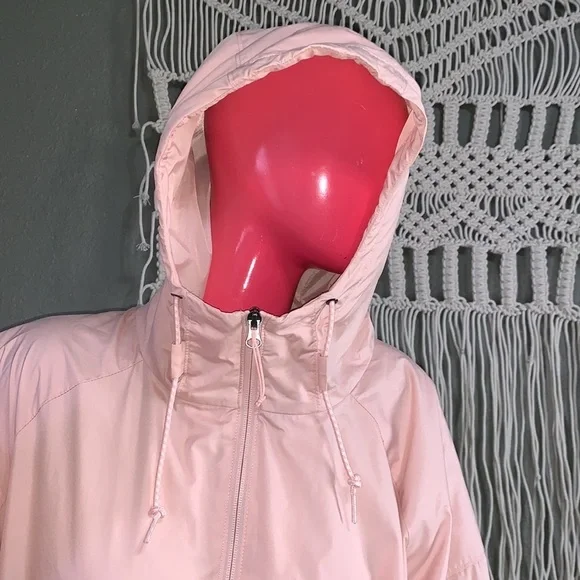 Columbia - Picture 4 of 10